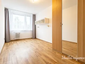 Pronájem bytu 3+kk, Praha, Ostravská, 73 m2