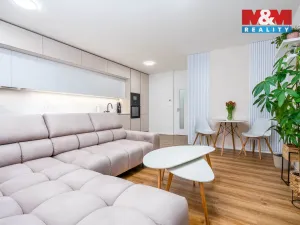 Prodej bytu 3+kk, Hradec Králové - Pražské Předměstí, Bohuslava Martinů, 85 m2