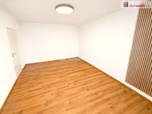 Pronájem bytu 1+1, Zlín, Potoky, 32 m2