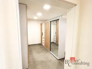 Pronájem bytu 2+kk, Praha - Smíchov, Zubatého, 74 m2