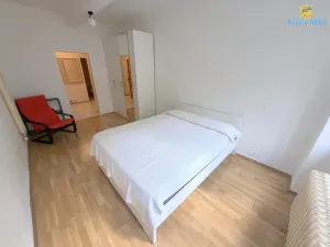 Prodej bytu 2+kk, Praha - Vršovice, K louži, 42 m2