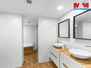 Prodej rodinného domu, Peruc - Černochov, 288 m2