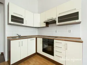 Pronájem bytu 2+kk, Praha - Libeň, Novákových, 50 m2
