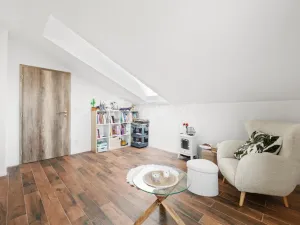 Prodej rodinného domu, Štěkeň, Slatinská, 227 m2