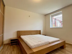 Pronájem bytu 2+kk, Ostrava - Heřmanice, Koněvova, 72 m2