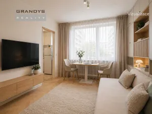 Prodej bytu 1+kk, Praha, Rodopská, 32 m2