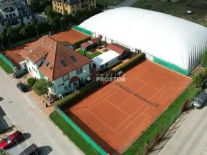 Prodej komerční nemovitosti, Rudná, Hořelické náměstí, 500 m2