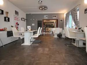 Prodej komerční nemovitosti, Rudná, Hořelické náměstí, 500 m2