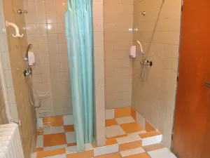 Pronájem ubytování, Praha - Střešovice, Cukrovarnická, 512 m2