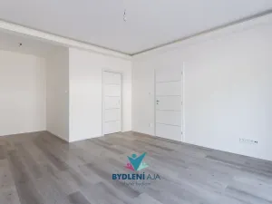 Prodej rodinného domu, Dubí, V Aleji, 206 m2
