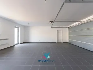 Prodej rodinného domu, Dubí, V Aleji, 206 m2