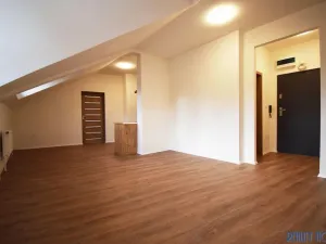 Pronájem bytu 3+kk, Ústí nad Labem - Krásné Březno, Drážďanská, 72 m2