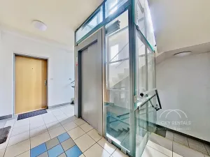 Pronájem bytu 1+kk, Praha - Libeň, Budilova, 41 m2