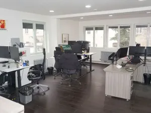 Pronájem kanceláře, Praha - Holešovice, Dobrovského, 362 m2