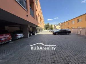 Pronájem bytu 1+1, Zlín, Sadová, 41 m2