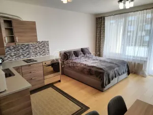 Pronájem bytu 1+kk, Praha - Stodůlky, náměstí Junkových, 32 m2