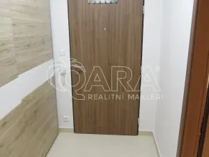 Pronájem bytu 1+kk, Praha - Stodůlky, náměstí Junkových, 32 m2