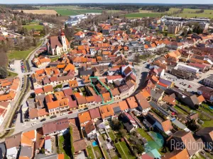 Prodej bytu 6+kk a větší, Trhové Sviny, Trocnovská, 140 m2