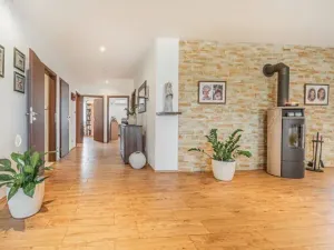 Prodej rodinného domu, Cvrčovice, 168 m2