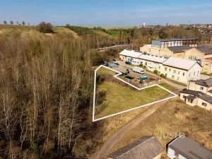 Prodej komerčního pozemku, Rynholec, 1688 m2