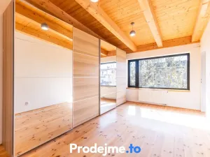 Prodej rodinného domu, Praha - Kobylisy, Třeboradická, 150 m2
