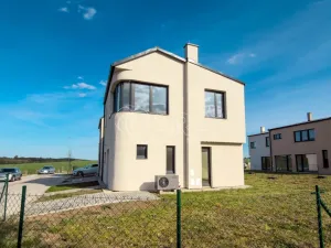 Prodej rodinného domu, Horoušany, Šámalova, 88 m2