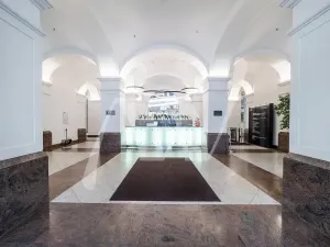 Pronájem kanceláře, Praha - Nové Město, náměstí Republiky, 769 m2