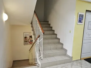 Pronájem kanceláře, Hustopeče, Mrštíkova, 56 m2