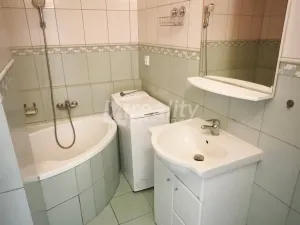 Pronájem bytu 2+1, Náměšť nad Oslavou, 55 m2