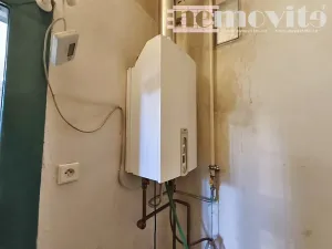 Pronájem obchodního prostoru, Pardubice, Za Pasáží, 73 m2