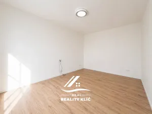 Pronájem bytu 1+1, Ostrava, Čujkovova, 28 m2