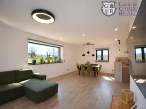 Prodej rodinného domu, Chabeřice, 160 m2