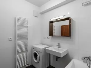 Pronájem bytu 2+kk, Praha - Malešice, 55 m2