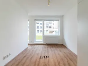 Pronájem bytu 1+1, Brno, Spolková, 38 m2