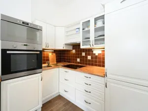 Pronájem bytu 2+kk, Praha - Holešovice, Janovského, 41 m2