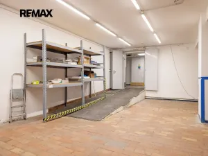 Pronájem výrobních prostor, Rudná, Masarykova, 1270 m2
