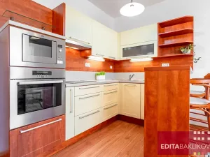 Pronájem bytu 2+kk, Olomouc, Profesora Fuky, 44 m2