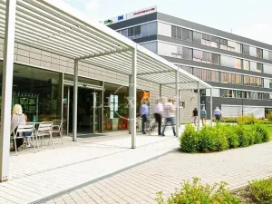 Pronájem kanceláře, Praha, Radlická, 1045 m2