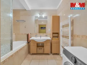 Pronájem bytu 3+kk, Pardubice - Trnová, Jozefa Gabčíka, 74 m2