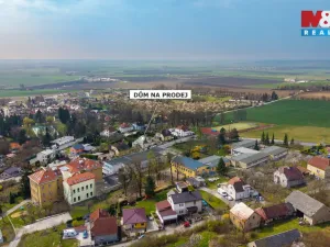 Prodej rodinného domu, Dobrovice, Komenského, 431 m2