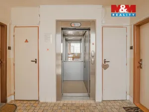 Prodej bytu 3+1, Benešov, Bezručova, 57 m2