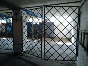 Pronájem garážového stání, Kladno, Pařížská, 15 m2