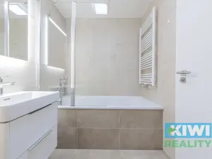 Pronájem bytu 2+kk, Ostrava, Důlní, 58 m2