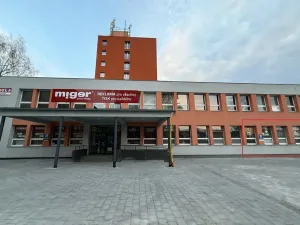 Pronájem obchodního prostoru, Rožnov pod Radhoštěm, 1. máje, 133 m2