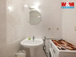 Prodej bytu 2+kk, Mariánské Lázně, Masarykova, 65 m2