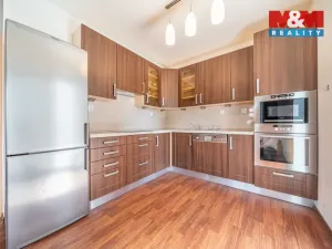 Pronájem bytu 1+kk, Plzeň - Skvrňany, Waltrova, 50 m2