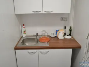 Pronájem kanceláře, Vestec, Na Spojce, 18 m2