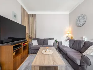 Prodej bytu 3+1, Praha - Holešovice, Letohradská, 77 m2