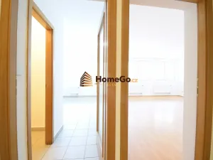 Pronájem bytu 1+kk, Praha - Troja, K Haltýři, 52 m2