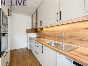 Pronájem bytu 3+kk, Praha, Flöglova, 72 m2